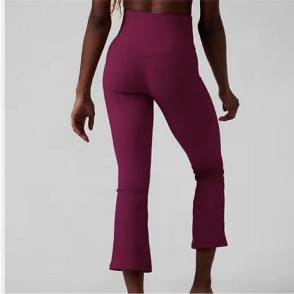 Athleta Elation Rib Crop Flare in Fuscia sz 1X - Picture 3 of 8